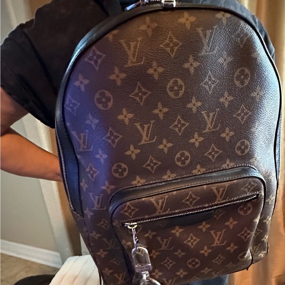 Louis Vuitton Josh backpack with LV Bag charm - Picture 11 of 14